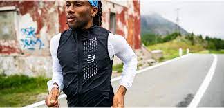 COMPRSSPORT HURRICANE WINDPROOF VEST / NERO